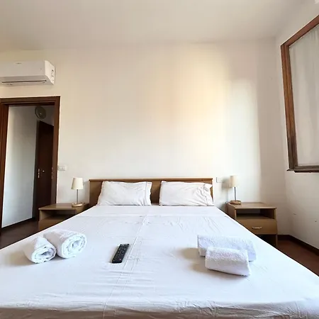Apartment Mv Apartament 4b